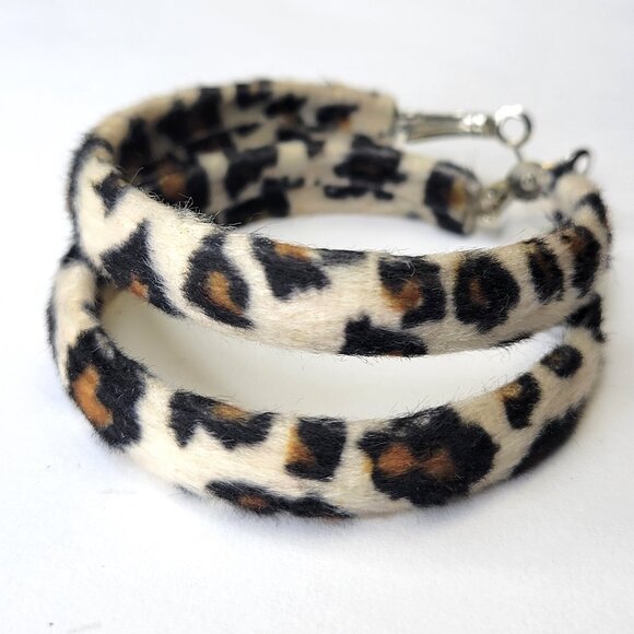 Fuzzy Animal Print Hoop Earrings - Picture 1 of 6